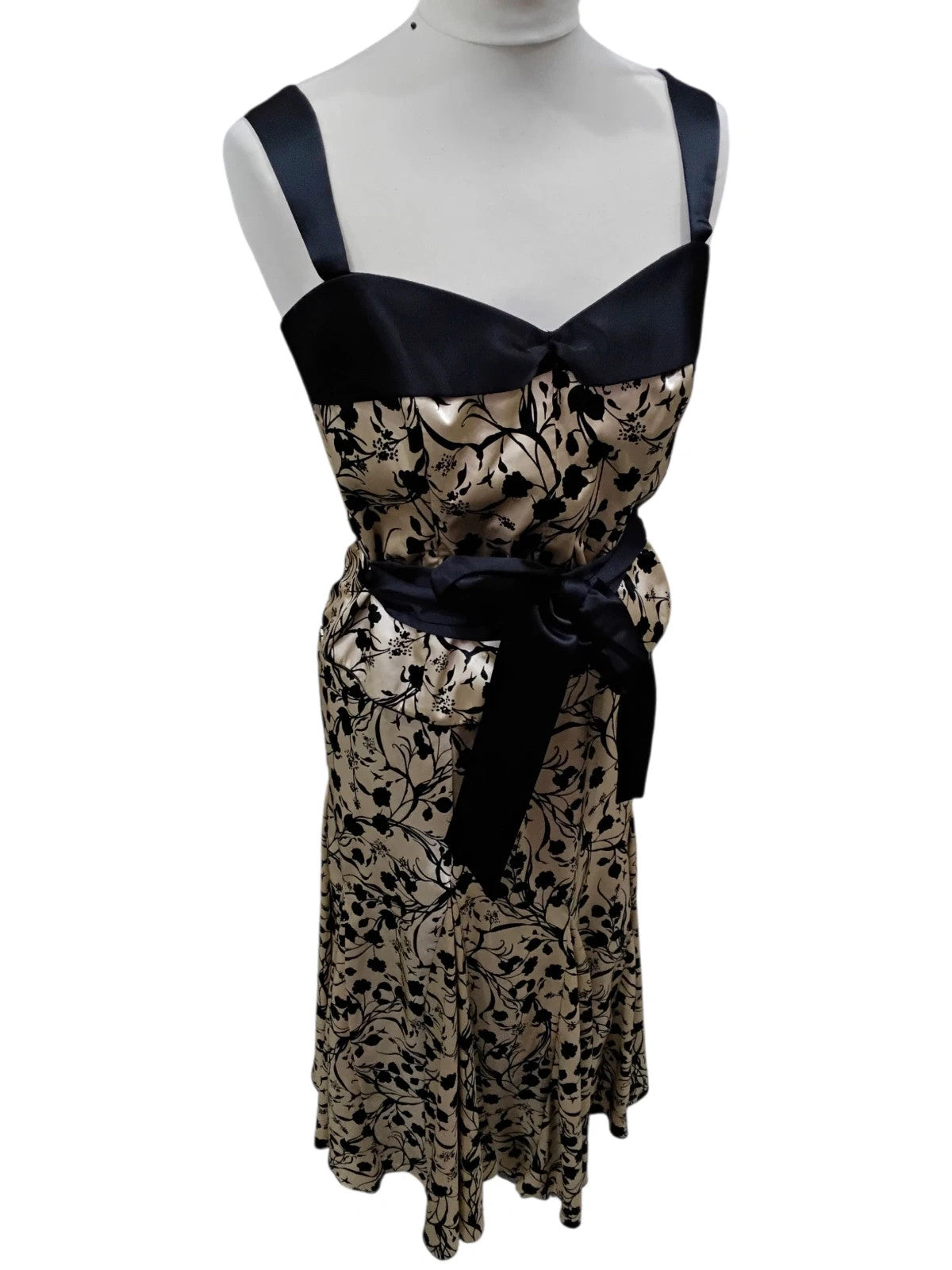 7375 Black & Gold Floral Print 2 Piece #MichaelaLouisa