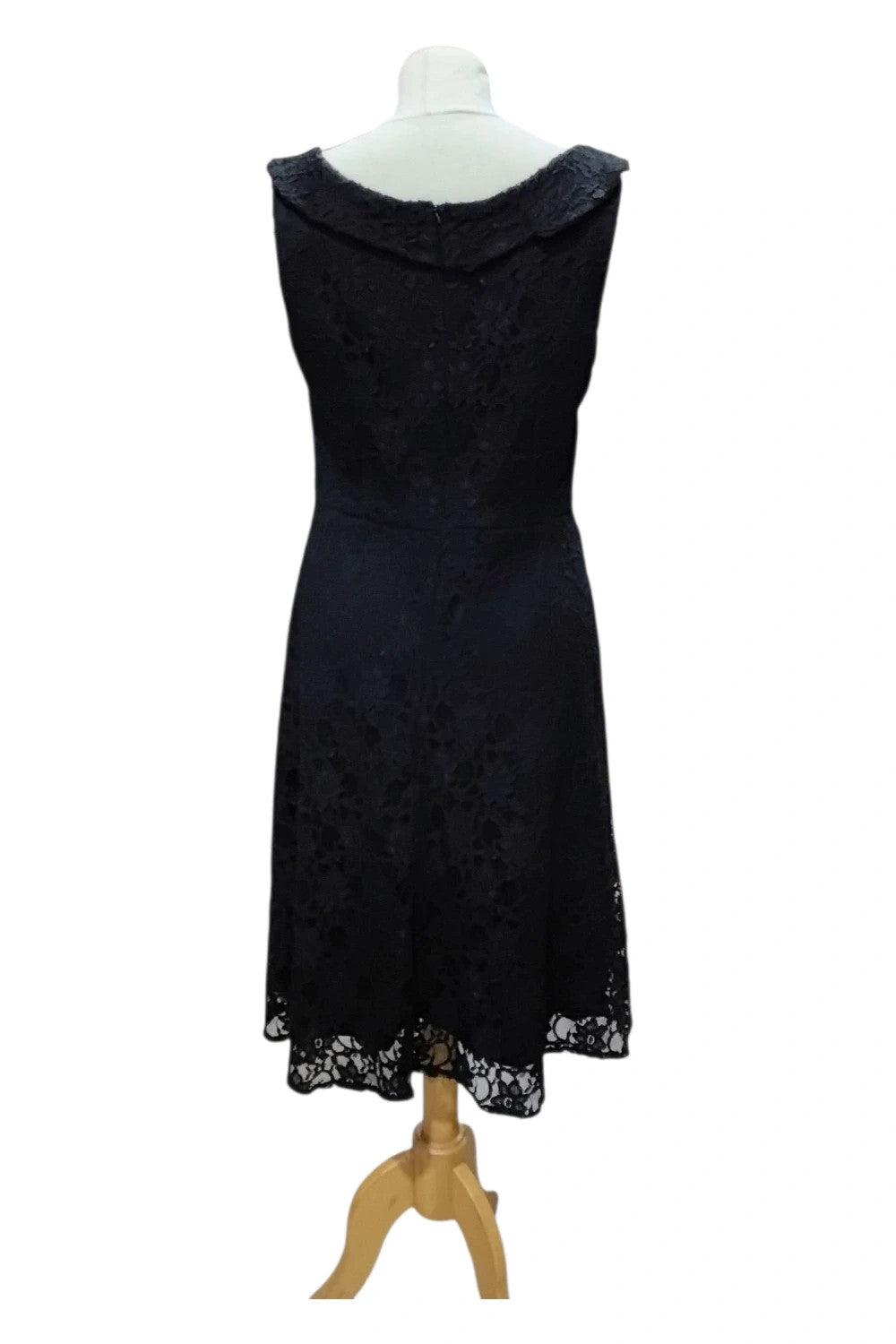7712 Dunnes Black Lace Dress