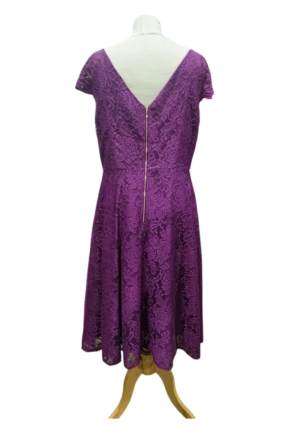 8099 Jolie Moi s/s lace purple dress