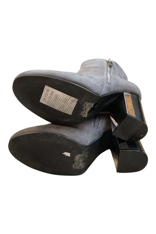 New Look Boots Grey suede ankle size 7 9784LZM