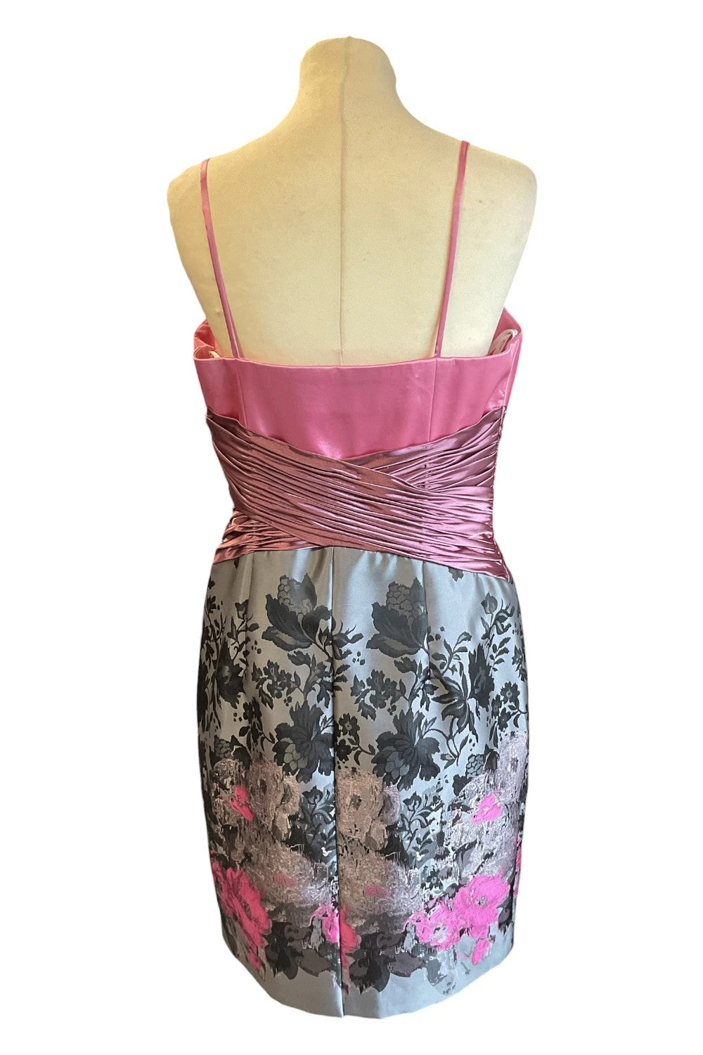 Zeila 2 piece jacket and dress size-42 10277NIA
