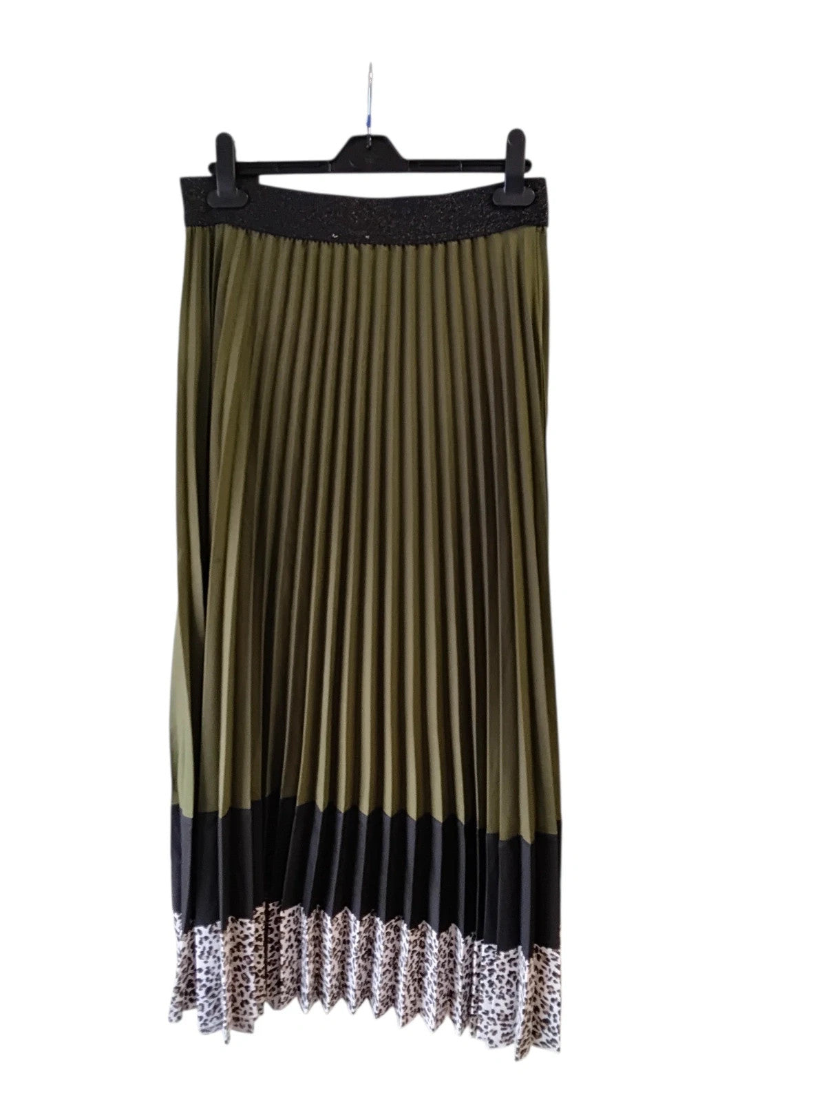 JC Millenium Skirt Khaki Sz-L 10689DFR