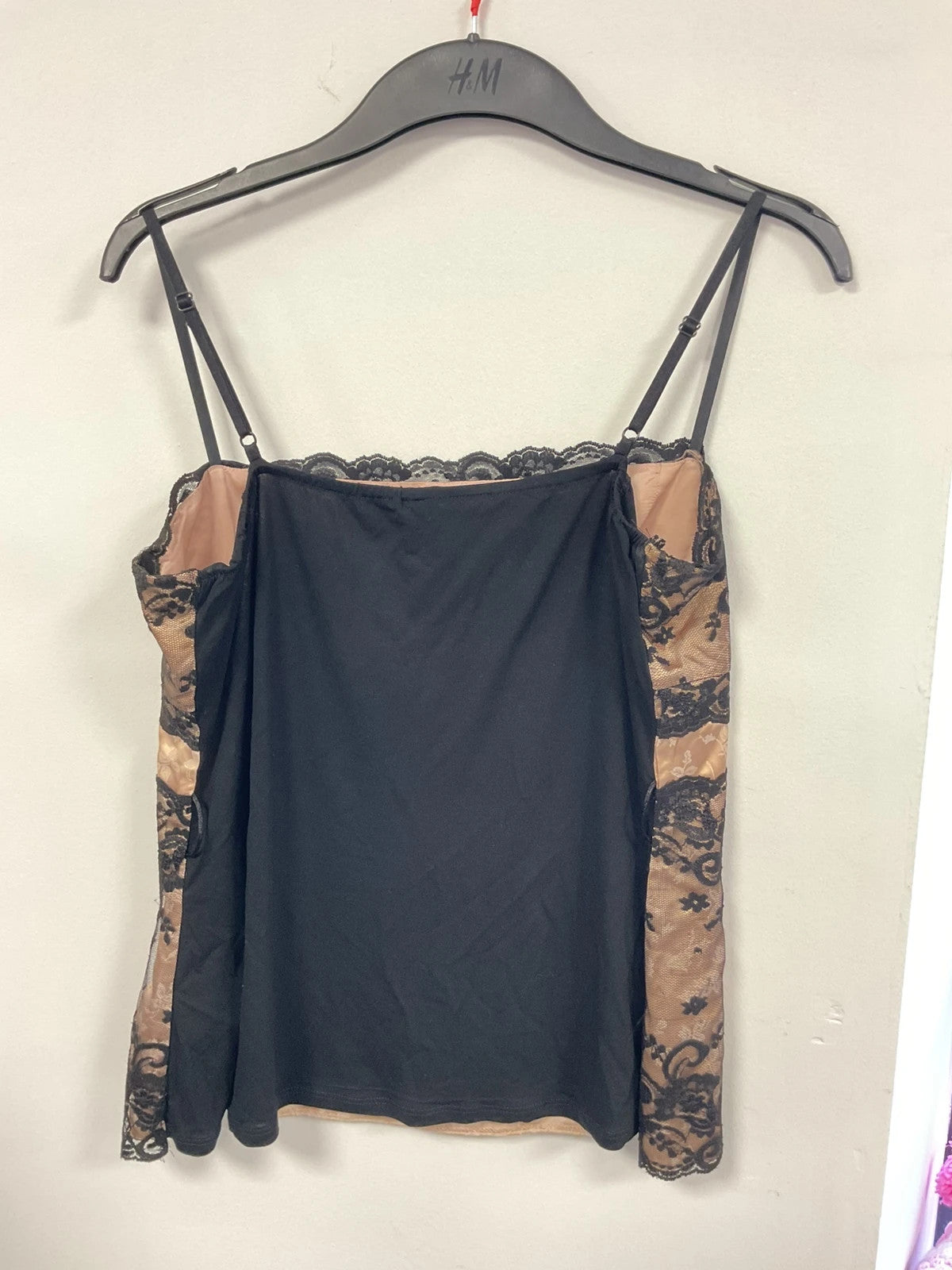 River Island Camisole Black & gold size-16 10985MSD