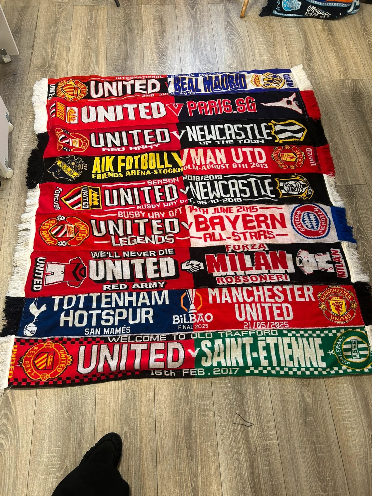 Man United Scarf one of a kind Blanket made from scarves