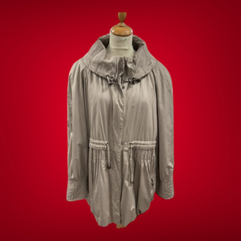 Coats/Jackets/Blazers