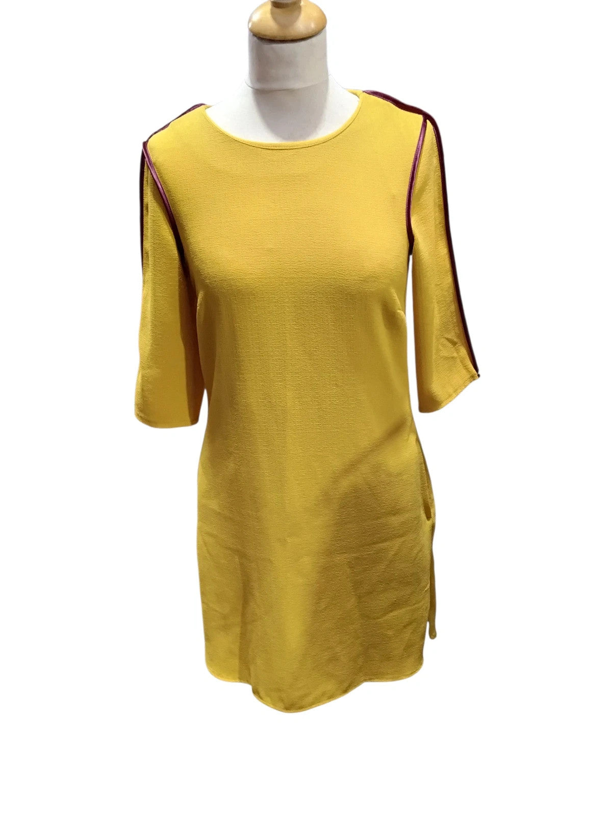 6725 closet dress