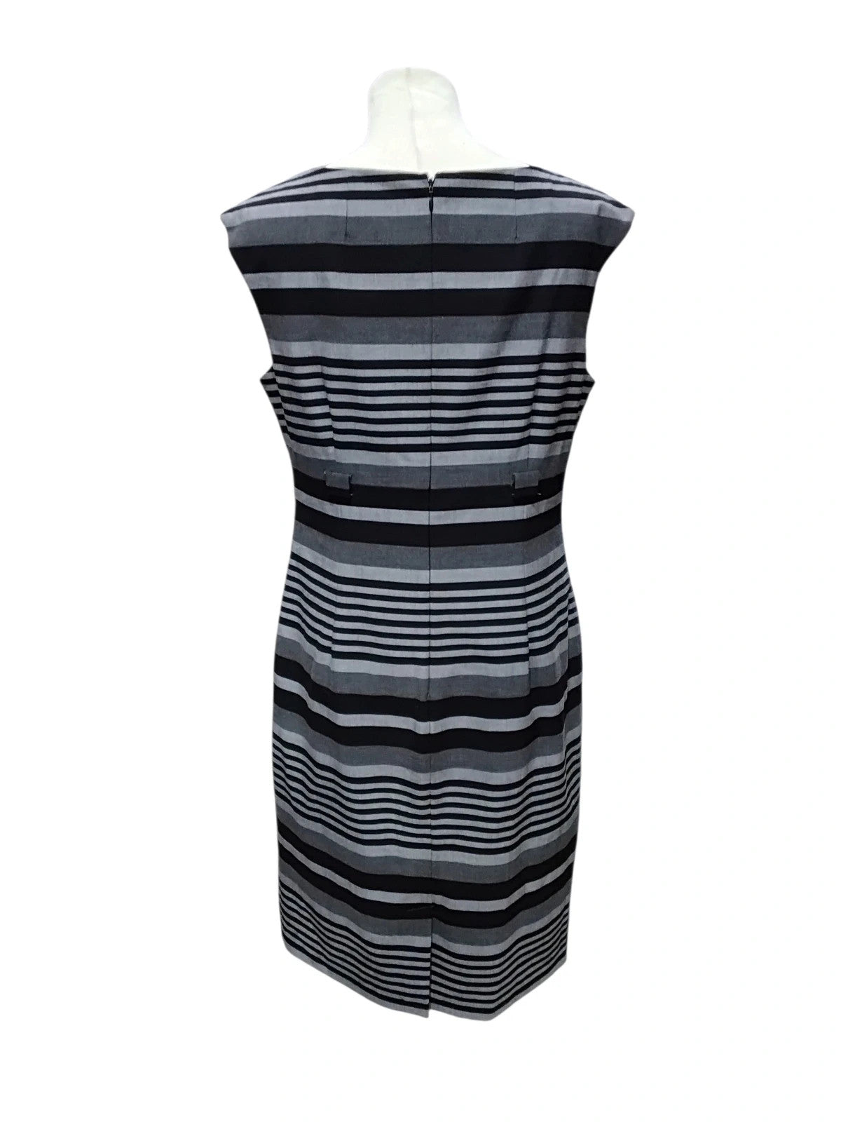 6681 Calvin klein dress