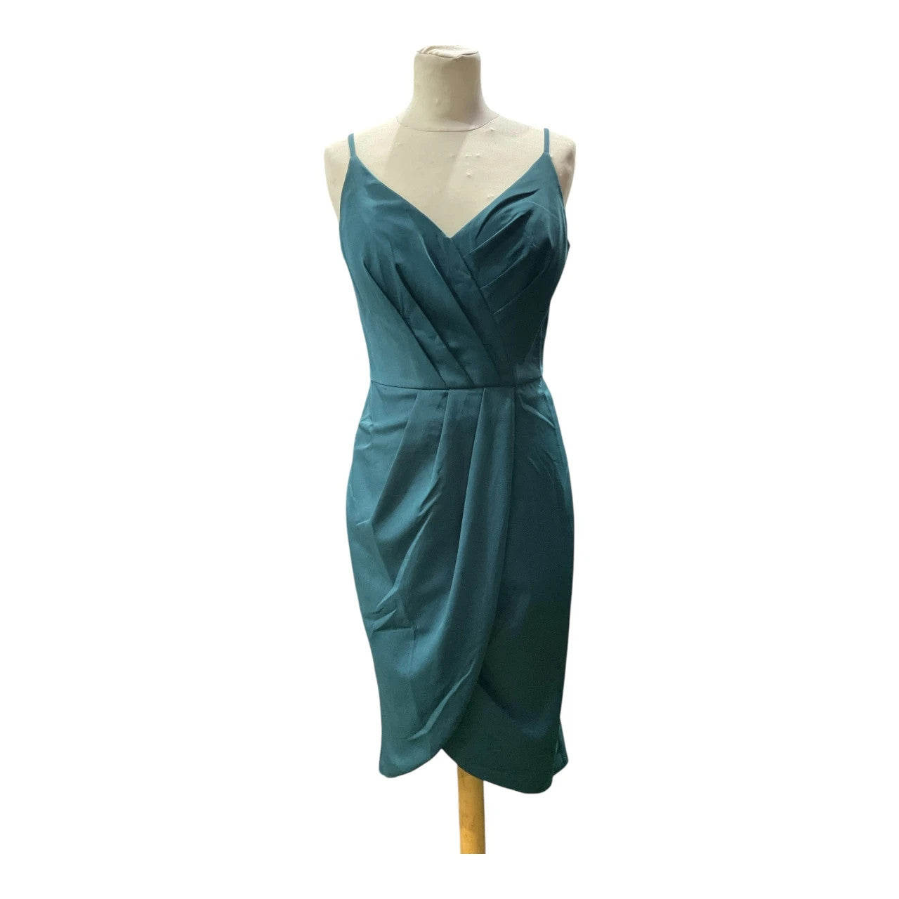 6848 Dress Chi Chi