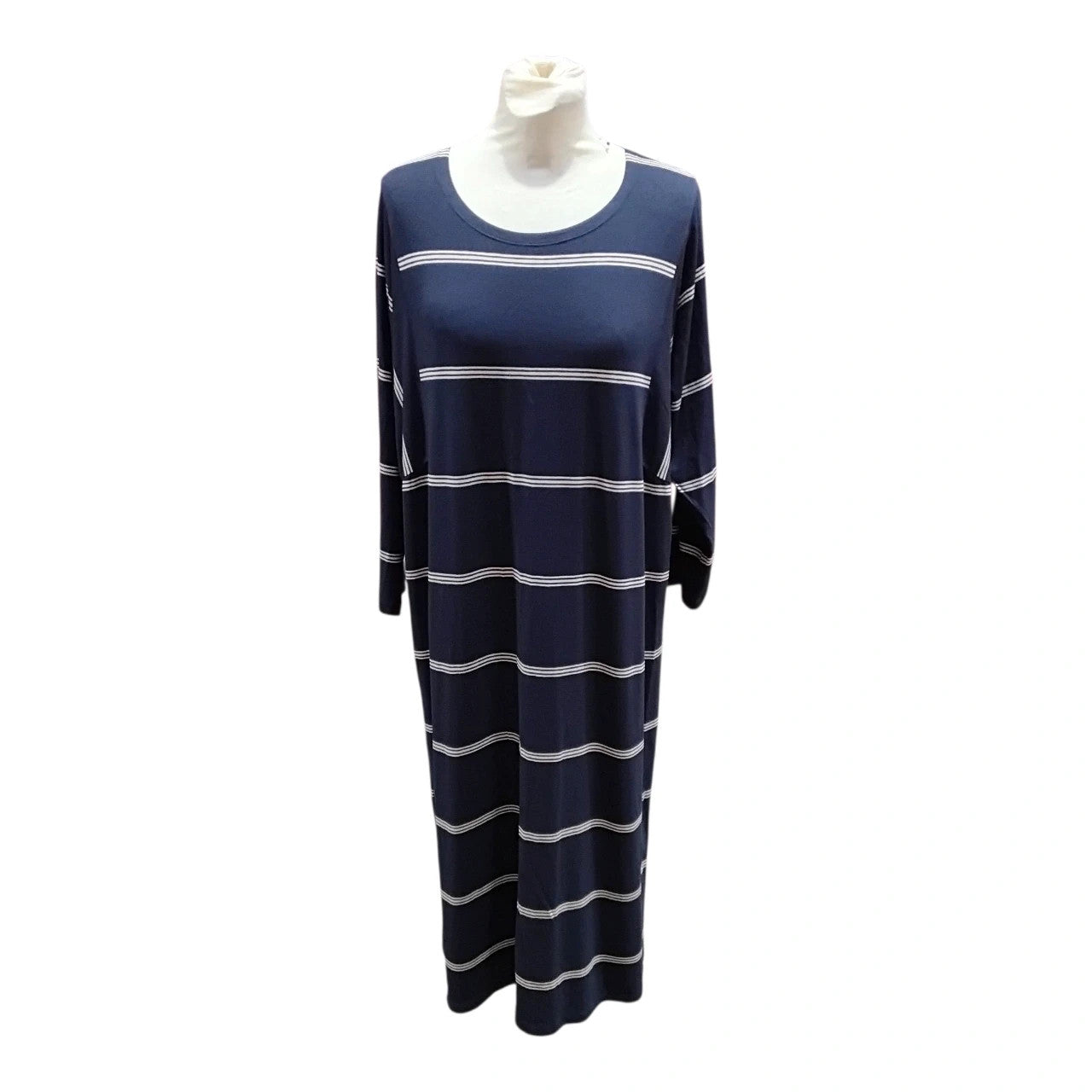 7111 Masai navy striped dress