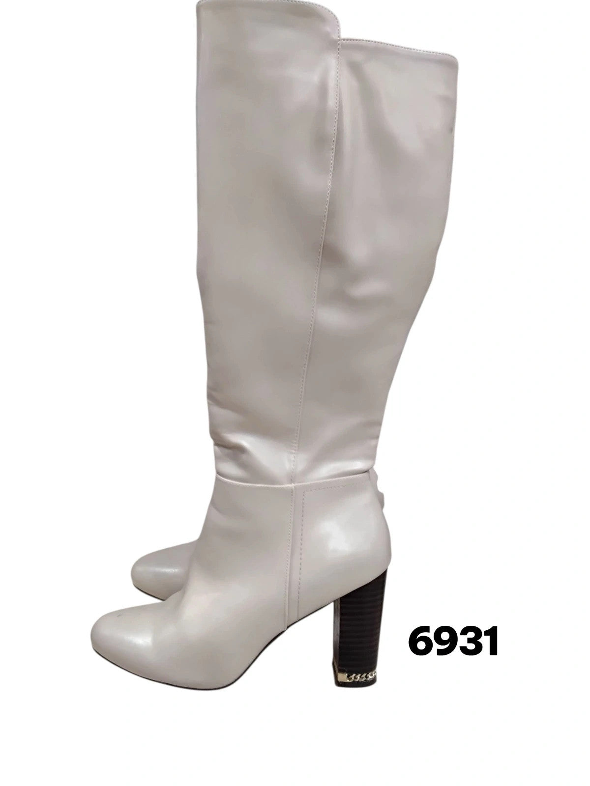 6931 Boots River Island
