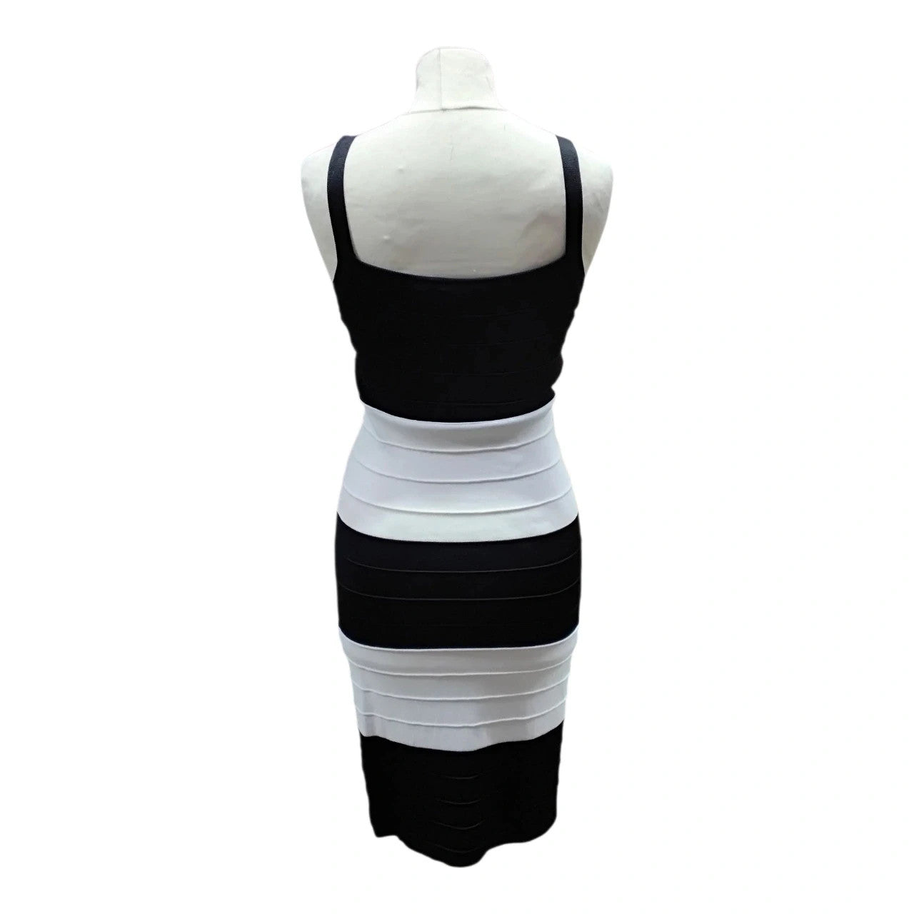 7207 Initial black&white dress