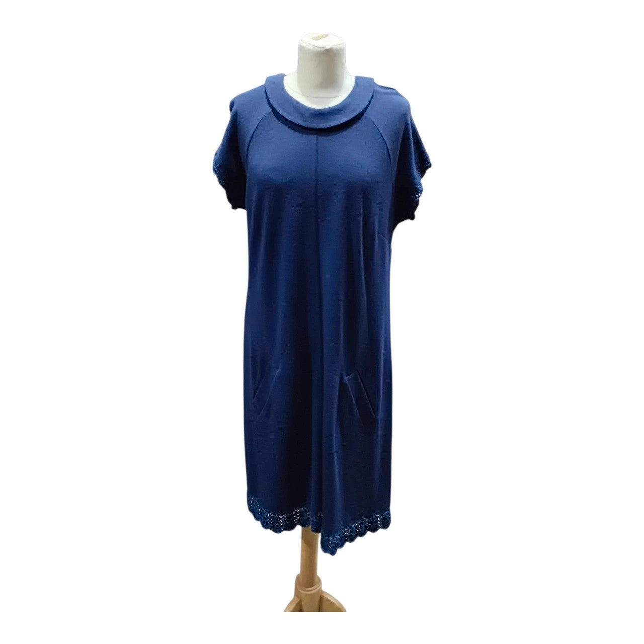 7186 Betty Barclay Navy dress