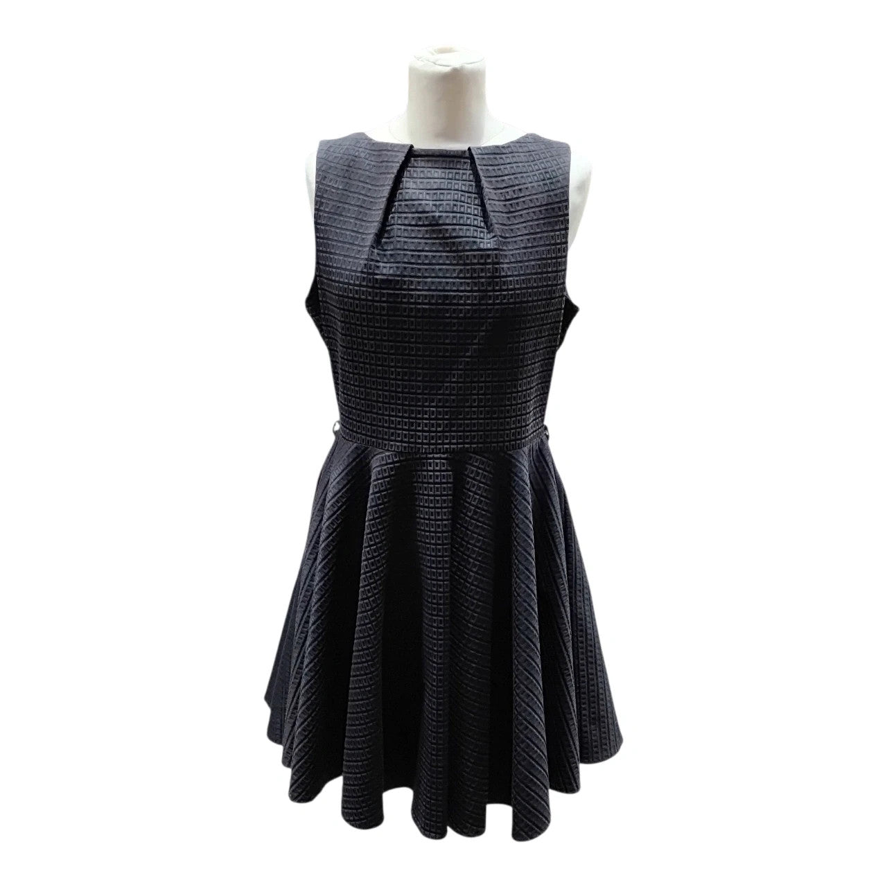 7200 Closet black skater style dress