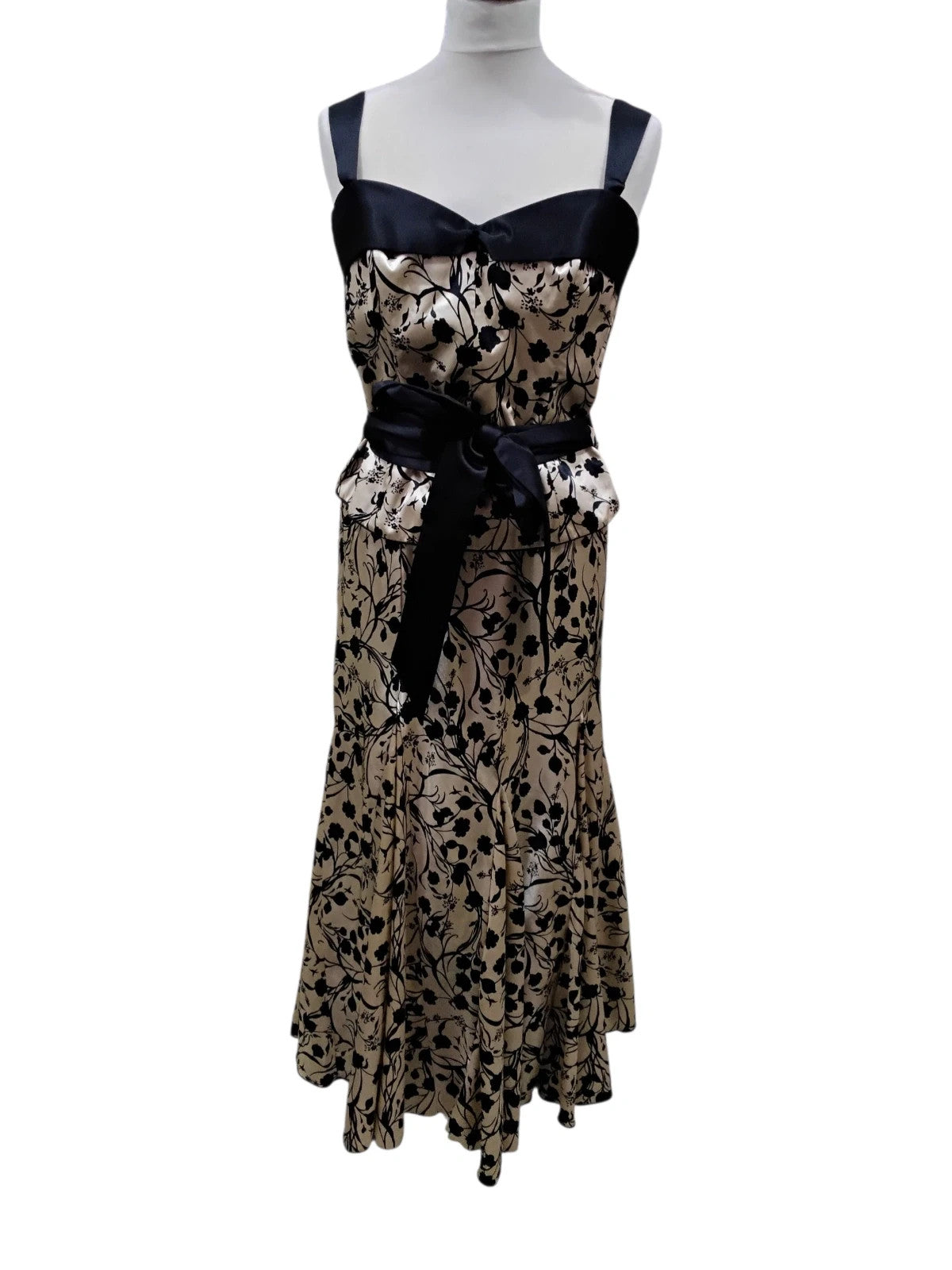 7375 Black & Gold Floral Print 2 Piece #MichaelaLouisa