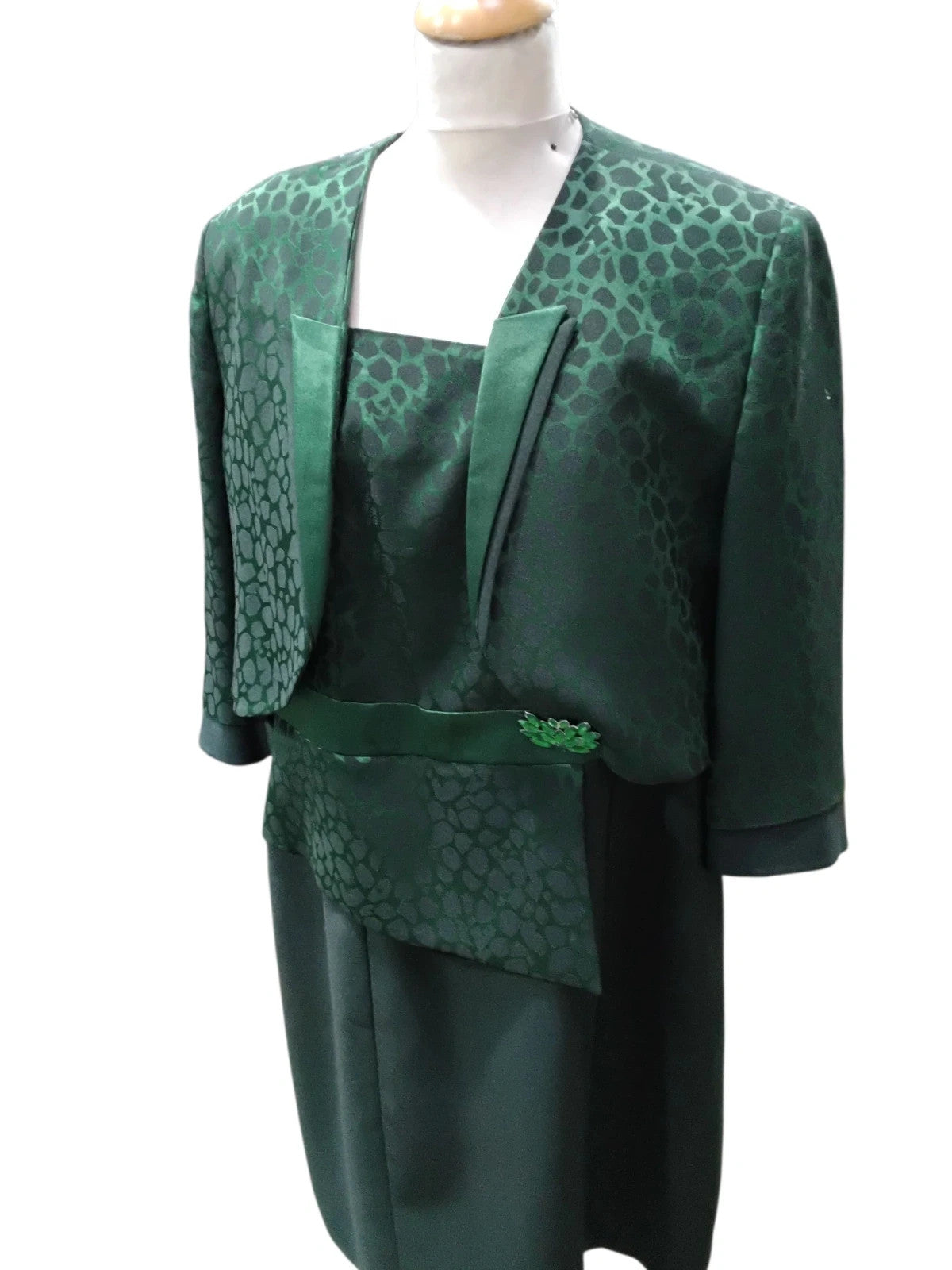 7466 Wish mother of the bride green dress and blazer