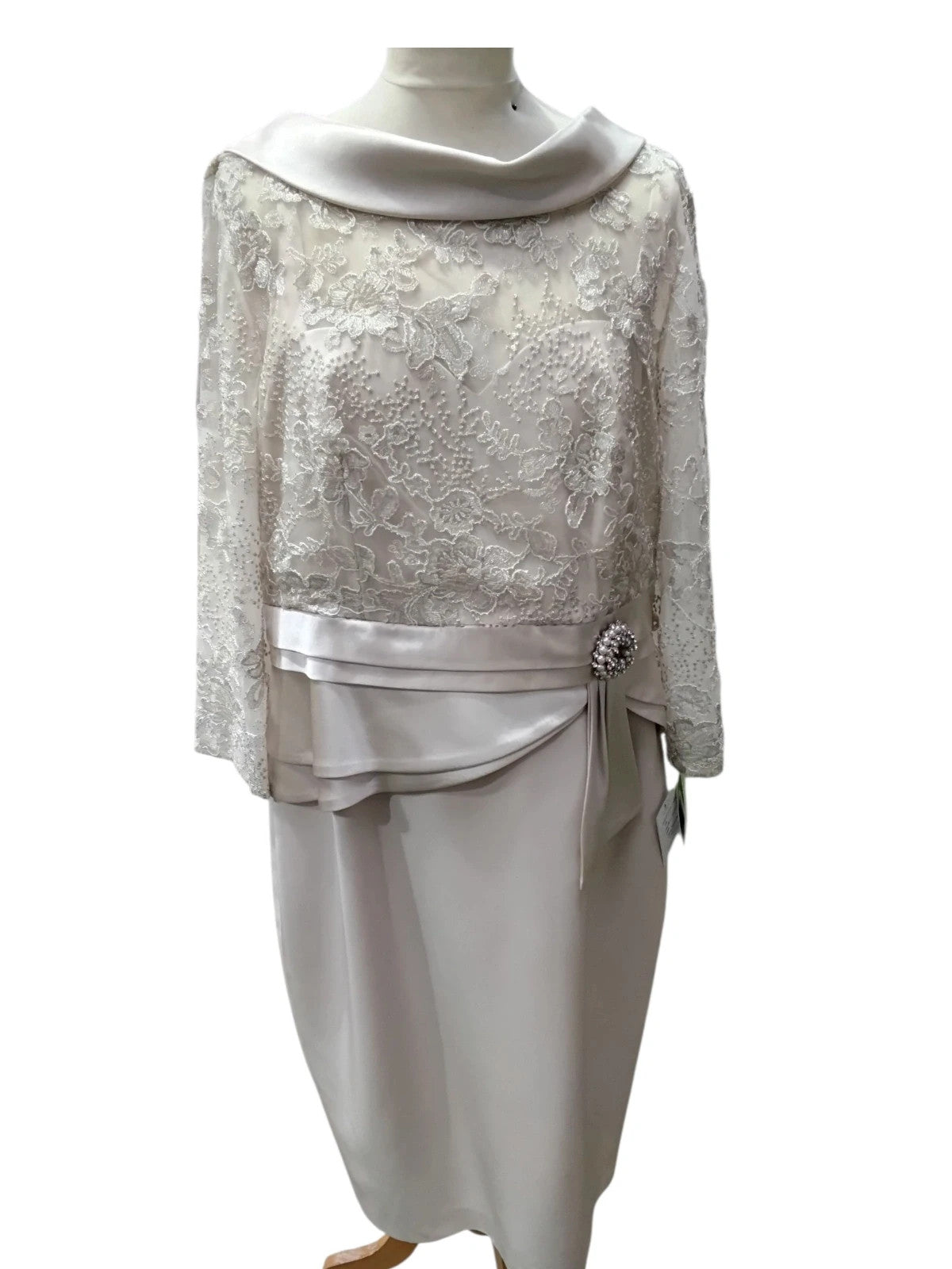 7494 The Couture Club cream/champagne mother of the bride dress