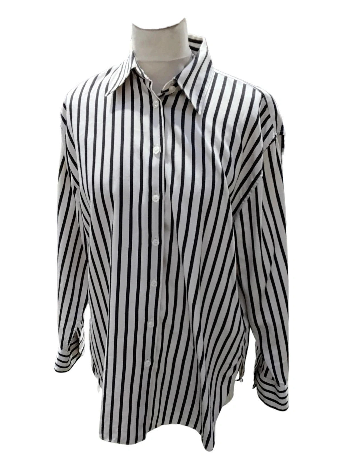 7510 Zara black and cream striped blouse