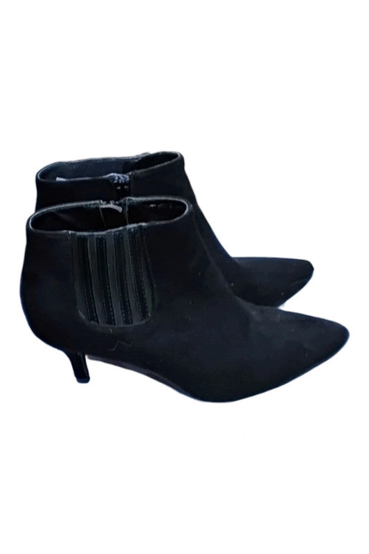 7529 Stephan Black ankle boots