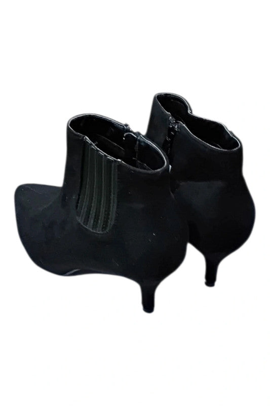 7529 Stephan Black ankle boots