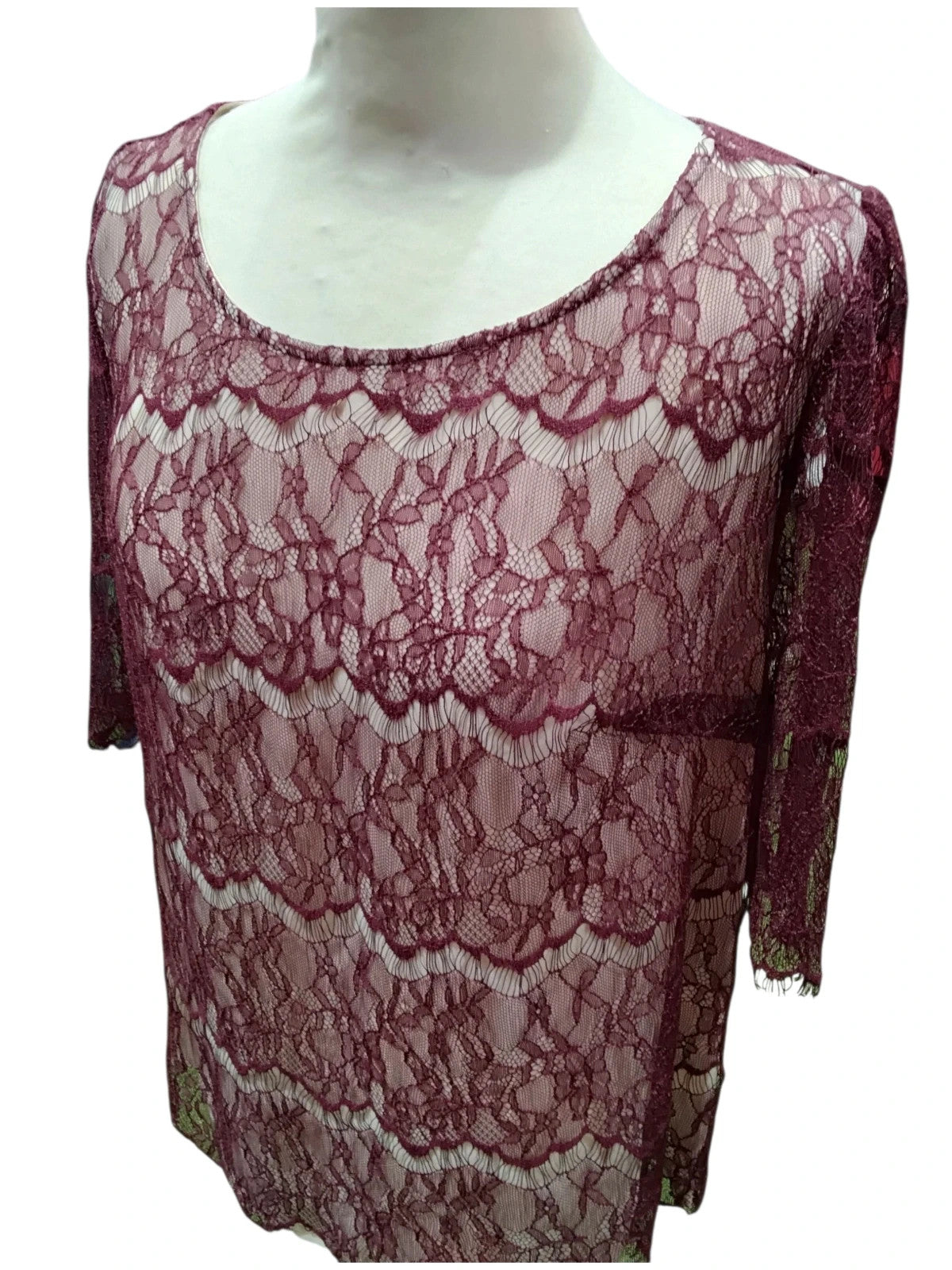 7627 Dunnes burgundy top