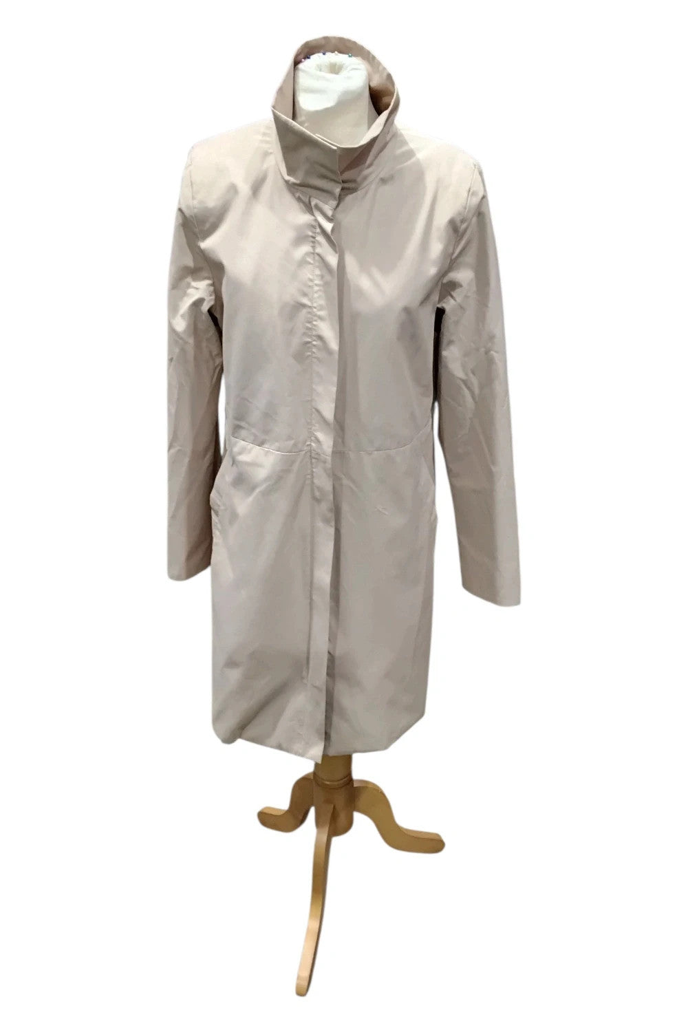 7643 Part Two Tan trench coat