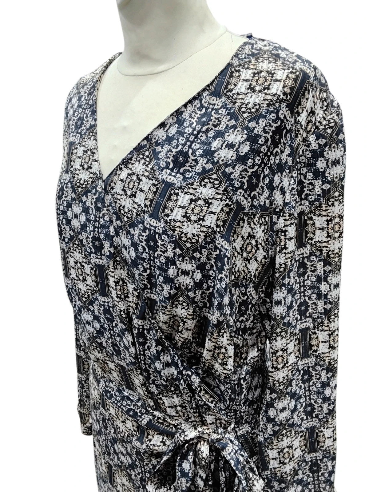 7692 Yest navy dress