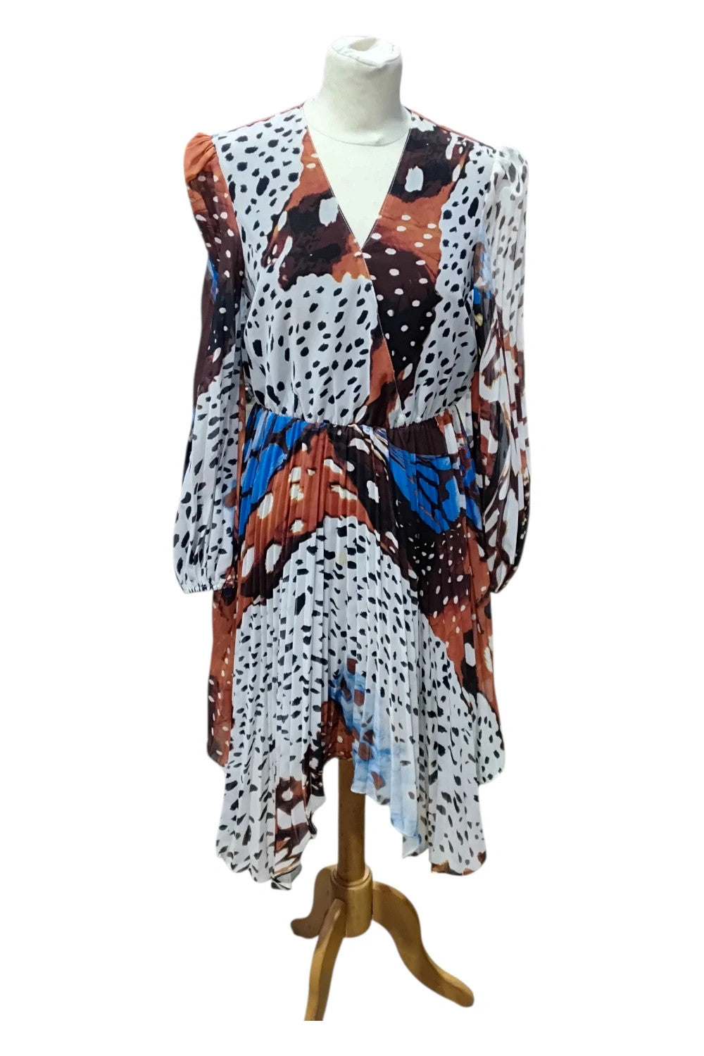 7741 Forever Unicue Brown&White and blue l/s dress