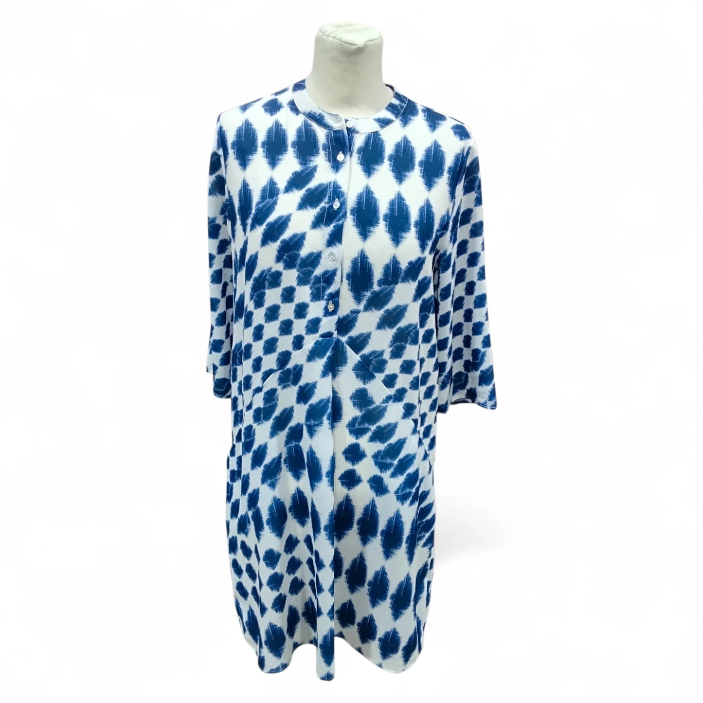 7883 La Fee Maraboutee dress