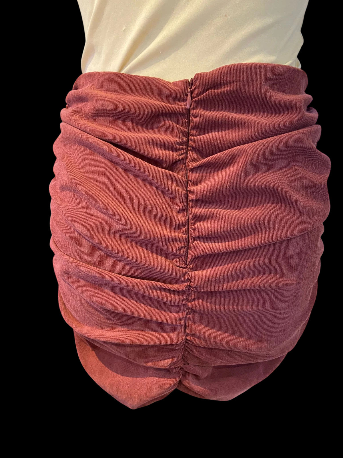4459 Zara Burgundy Small Wale Cord Mini Skirt Women’s Size S – Ruched styling BNWT