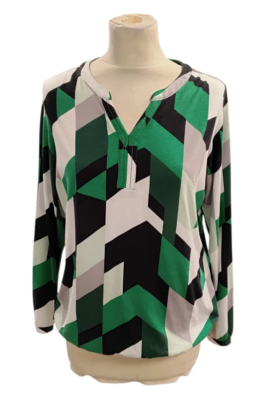 7687 Cecil Green l/s top