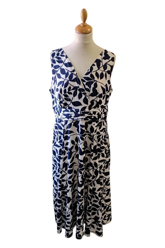 Soon Dress Leaf Print Sz 16 8782MG