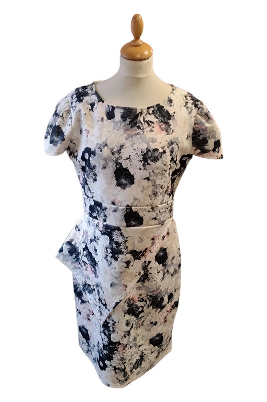 8793MG Miss Look Cream Floral print dress