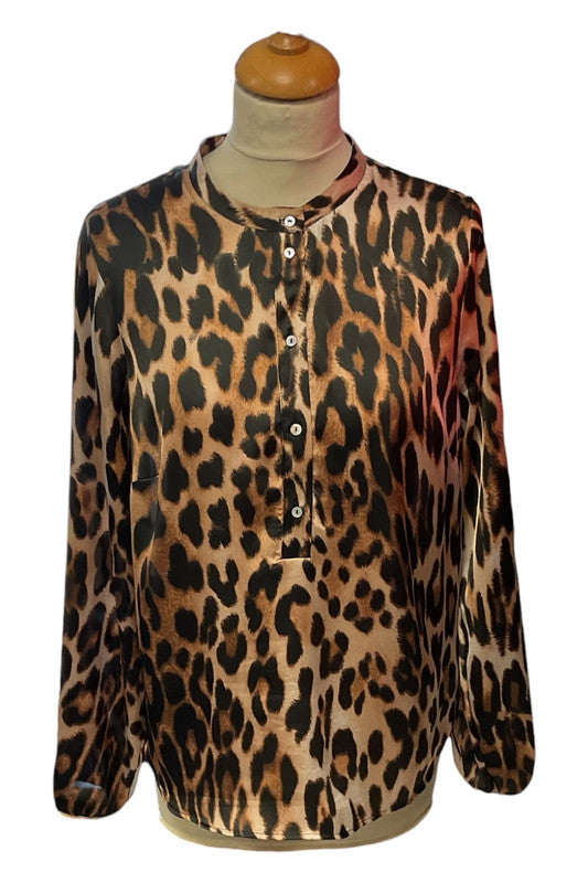 Gallery Leopard print blouse  l/s size 10 5268HOD