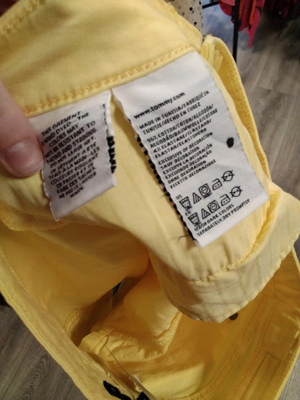Yellow Tommy Hilfiger skirt sz 4 9123