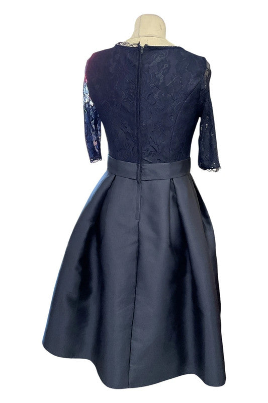 Navy blue lace dress with bow detail Size 8 9222MAR