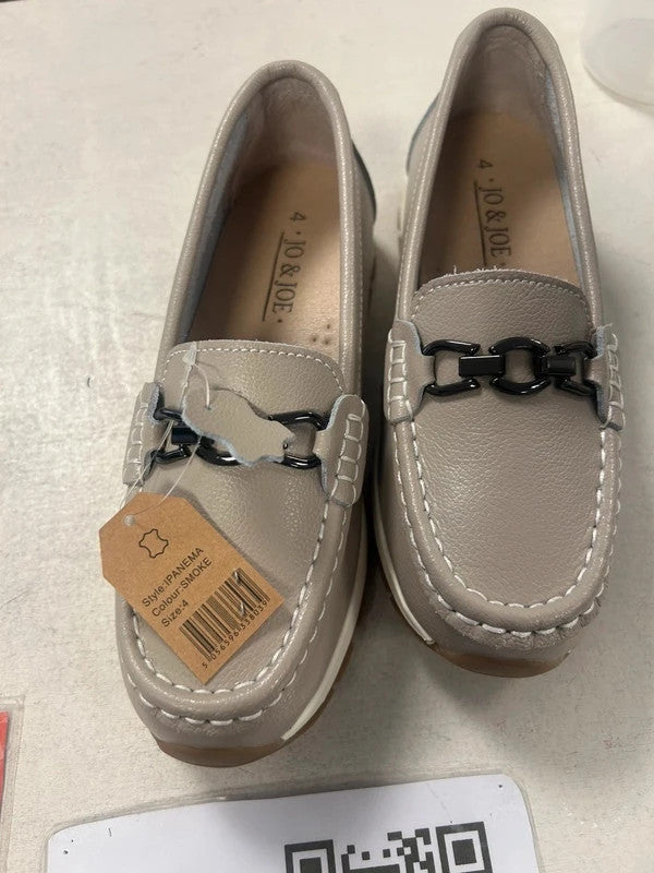 NEW! Jo & Joe Beige loafer size 4 9732BC