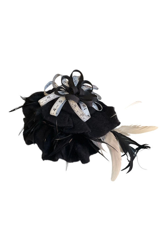 Feather fascinator black & white