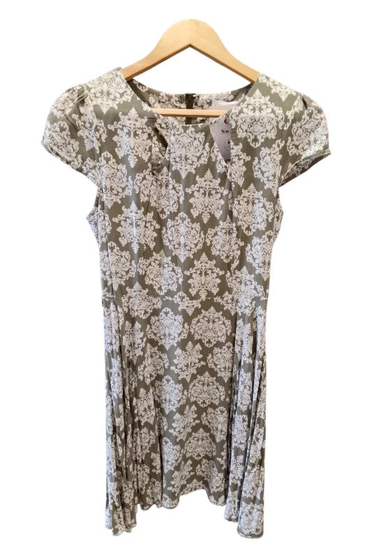 Apricot dress khaki and white Size 10 (S)  20000CDC