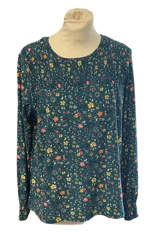 Paco Boutique  Top Green print size 12 10133DMC