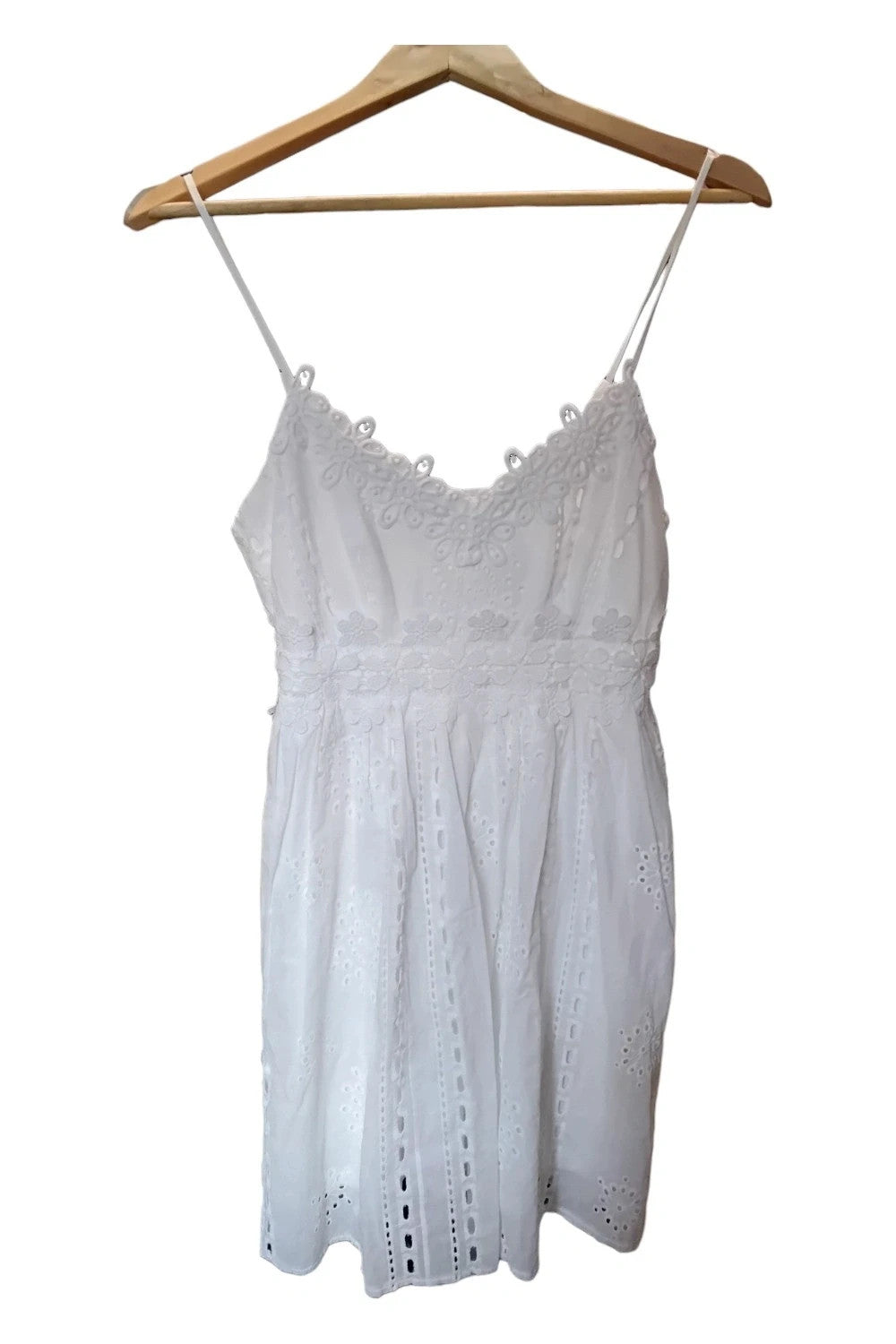 Rebellion dress white Size M 10159NBR