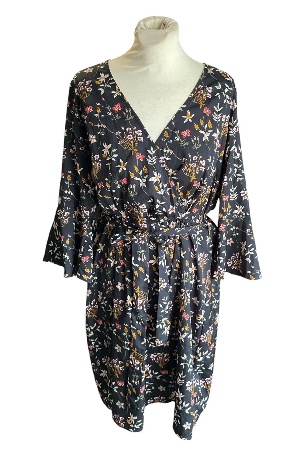 Miso Essentials dress black size-12 10455EMCL