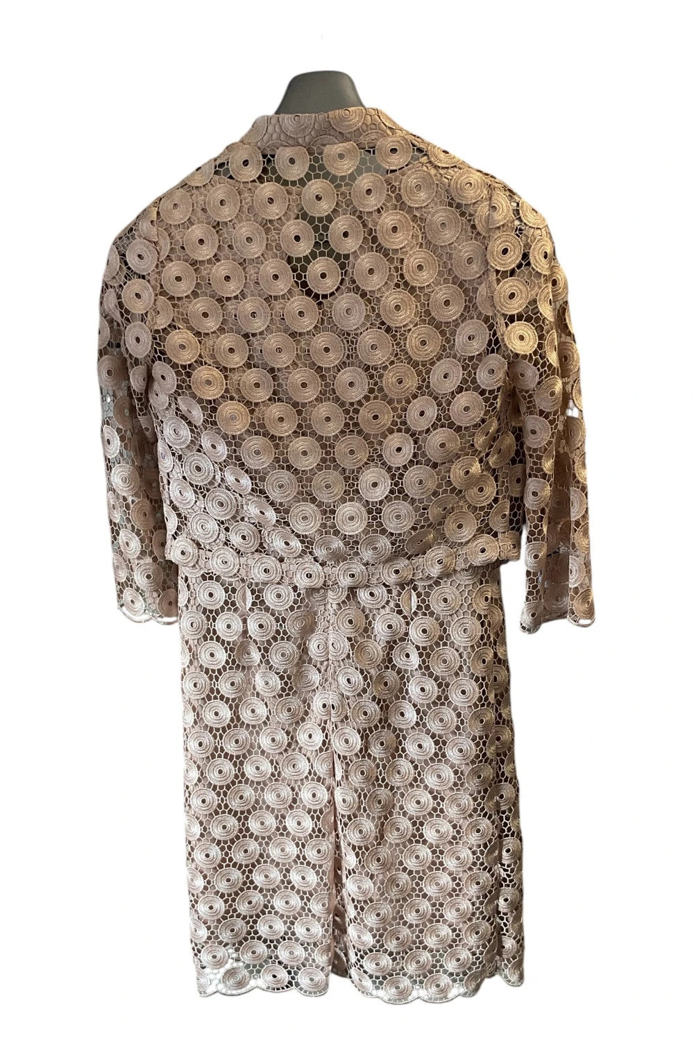Gold  2 pc suit gold size-12 10497EIM