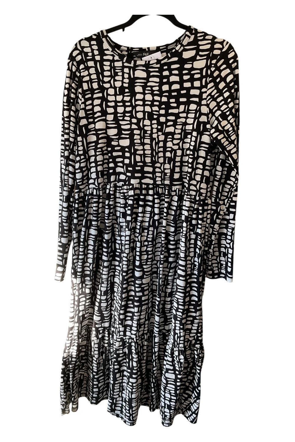 F&F dress black and white size-12 10547MVE