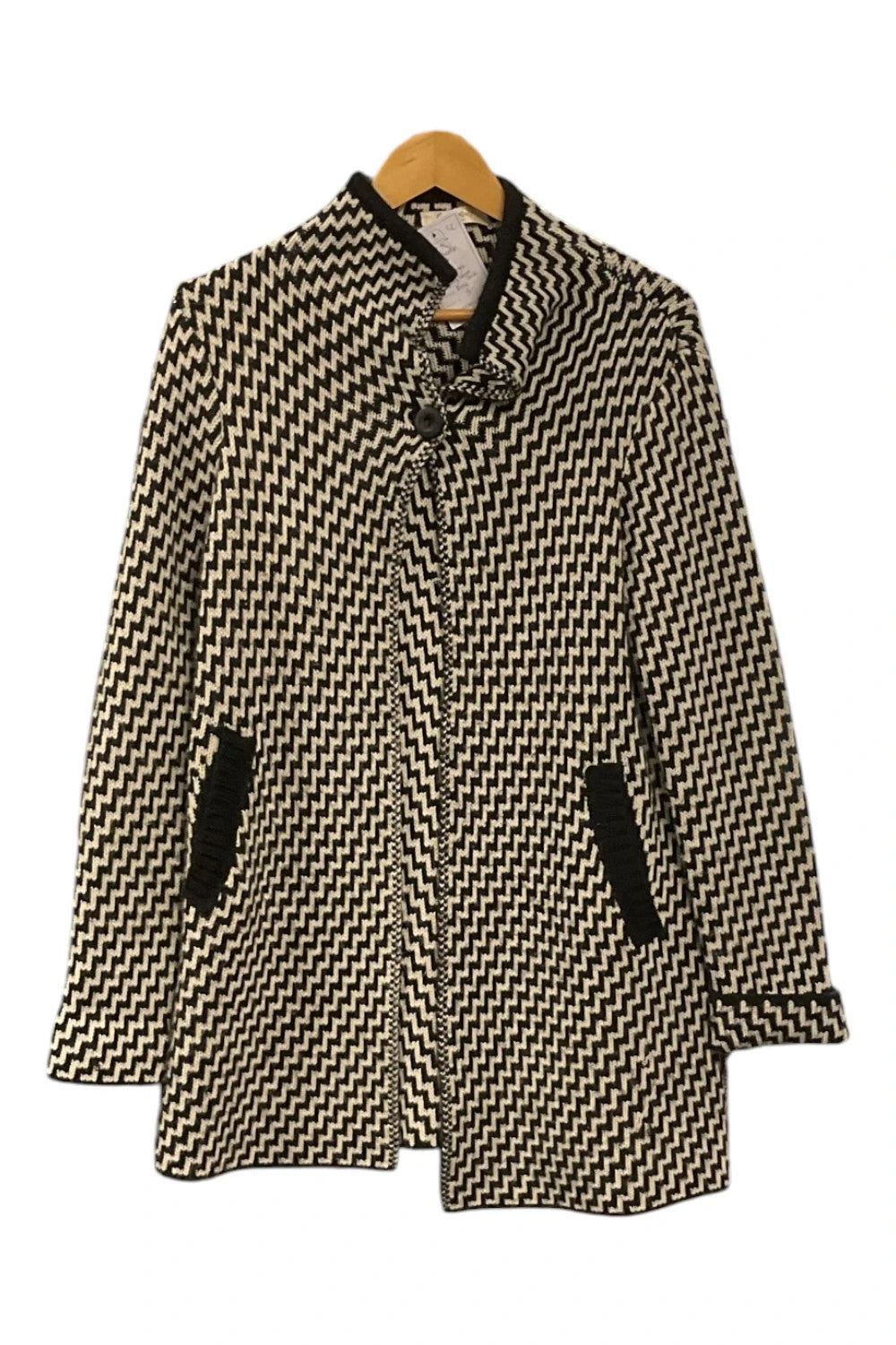 Cocogio cardi black and white size-m 10623CMG