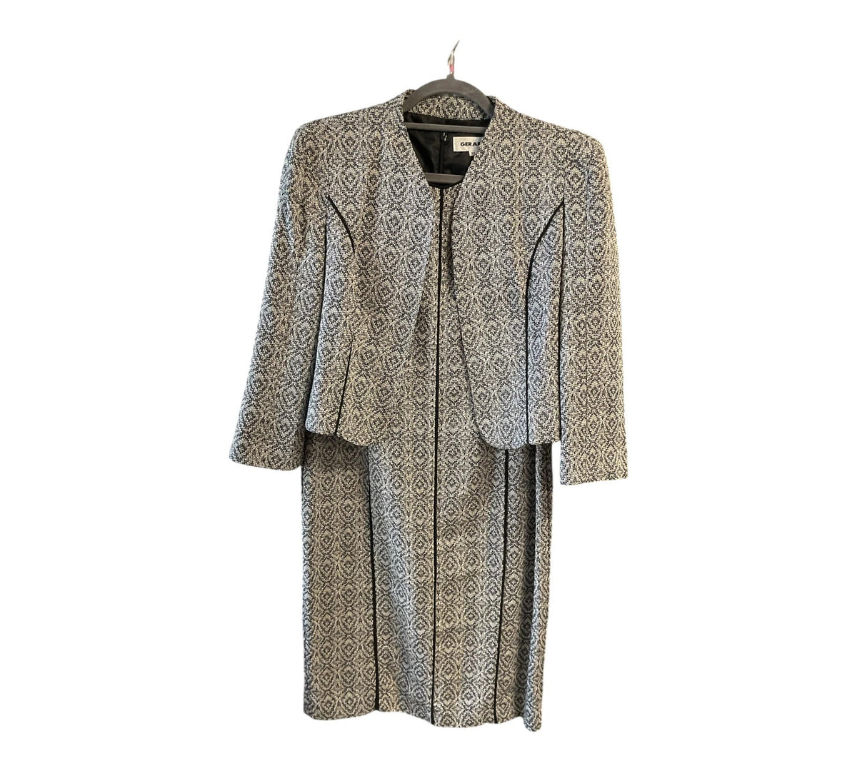 Gerard grey and beige suit, size-12, 10696JNO