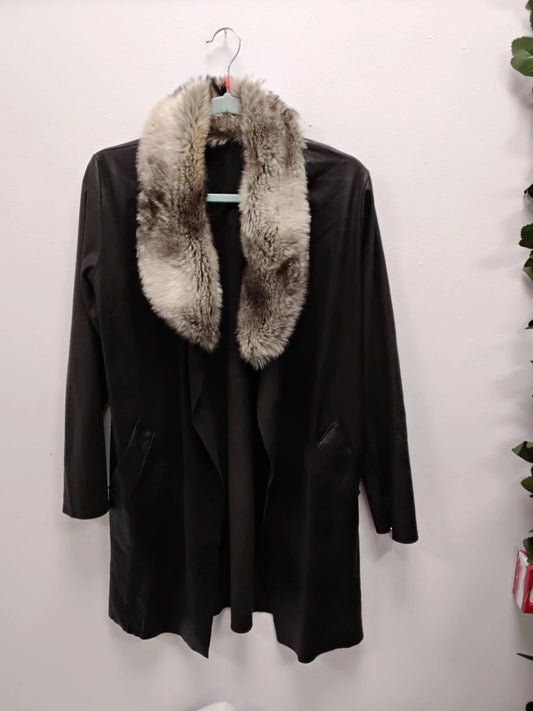No Brand Coat with faux fur sz-M 7067CDC