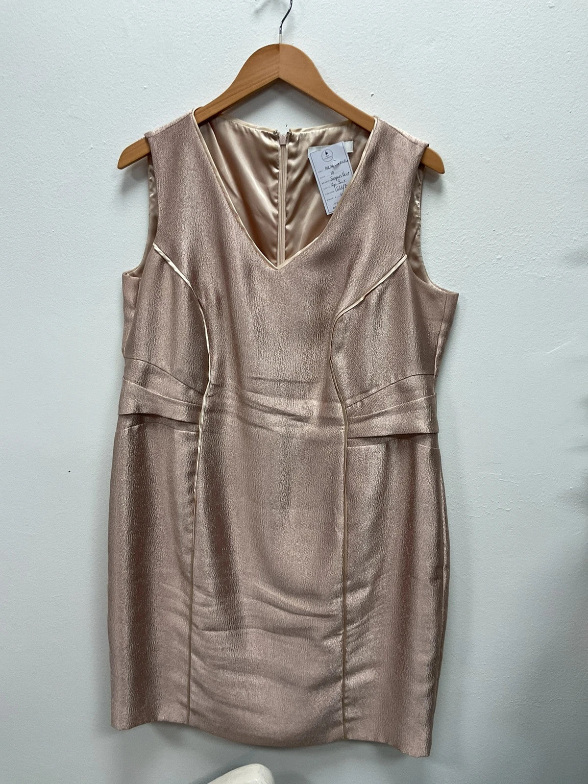 Jacques Vert Two pices suit gold size-18 10276NIA
