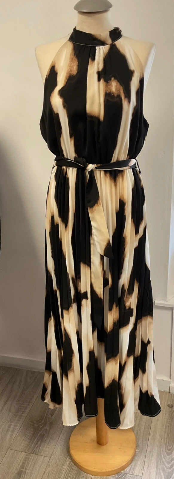 Girl in Mind Dress  brown size-14 10977ECB
