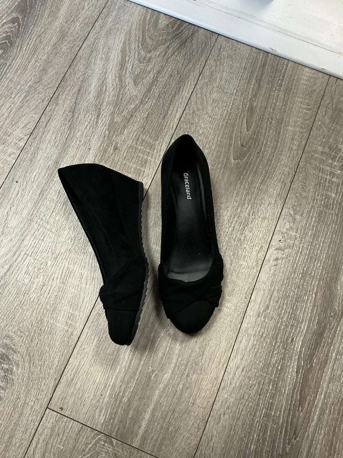 Graceland Black Wedges Size-38 10947JC
