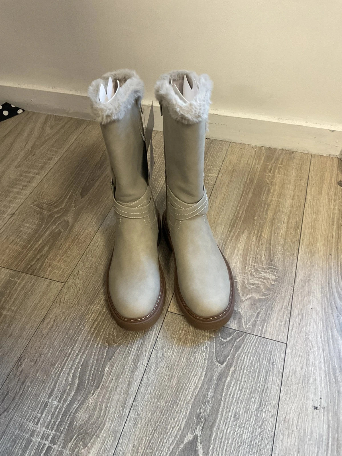 BNWT Deltex Boots beige size-38 11007JC